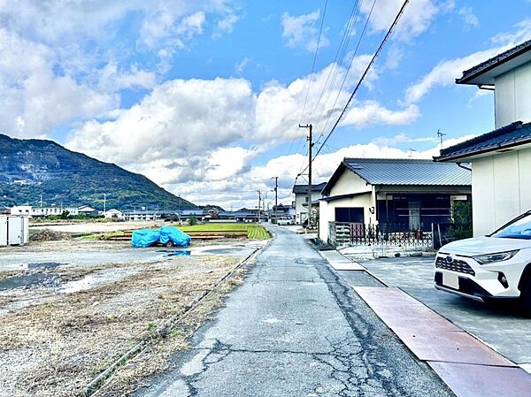 善通寺五岳の里・市民集いの丘公園 善通寺市 一面の草花に癒やされて