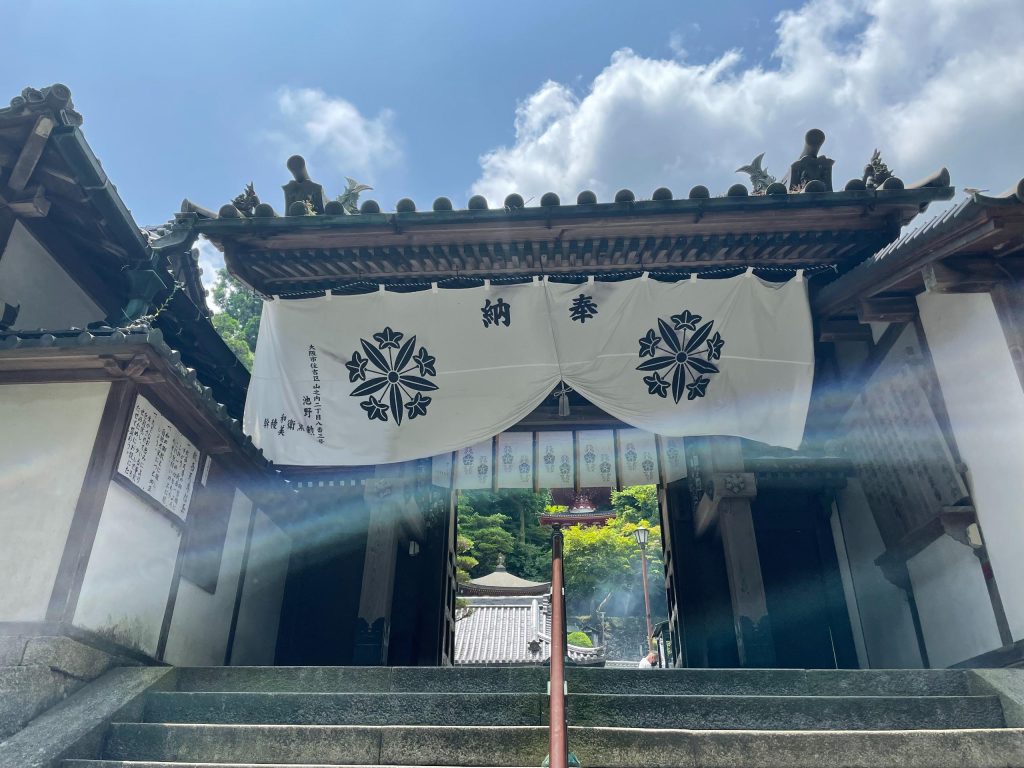 生駒新地 (宝山寺新地) を散歩