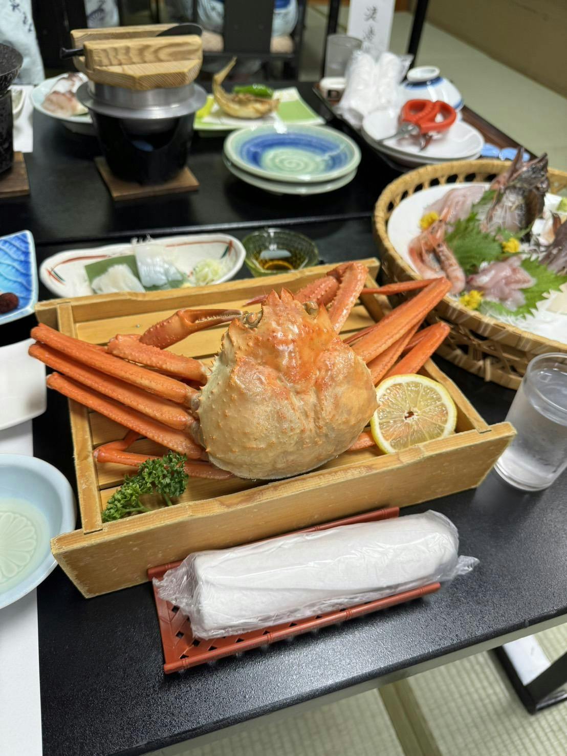 寺泊海岸つわぶき温泉 美味探究の宿 住吉屋】の空室状況を確認する -