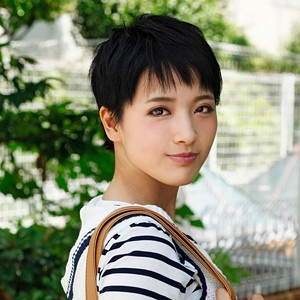 向井藍のメーカーコンテンツ「AV撮影 リアルSEX 女上司の家にお泊り不倫 向井藍 写真集」詳細ページ