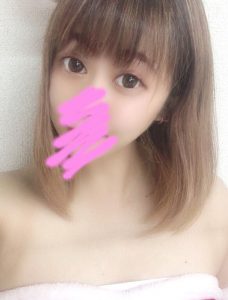 AIKA、スポーティーなピンク水着姿でイベントの盛り上がりを語る＜TREND GIRLS 撮影会  2024＞（WWSチャンネル）｜ｄメニューニュース（NTTドコモ）