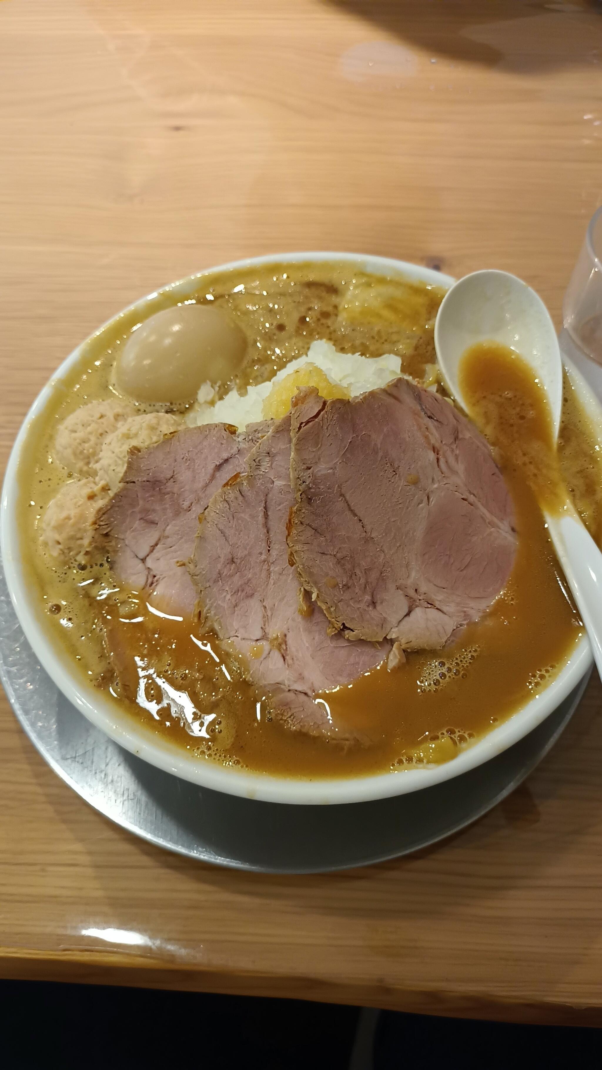 取材拒否」の人気ラーメン店！ グルメ王・てつじの熱意に・・・ | 4分でわかる ミント！