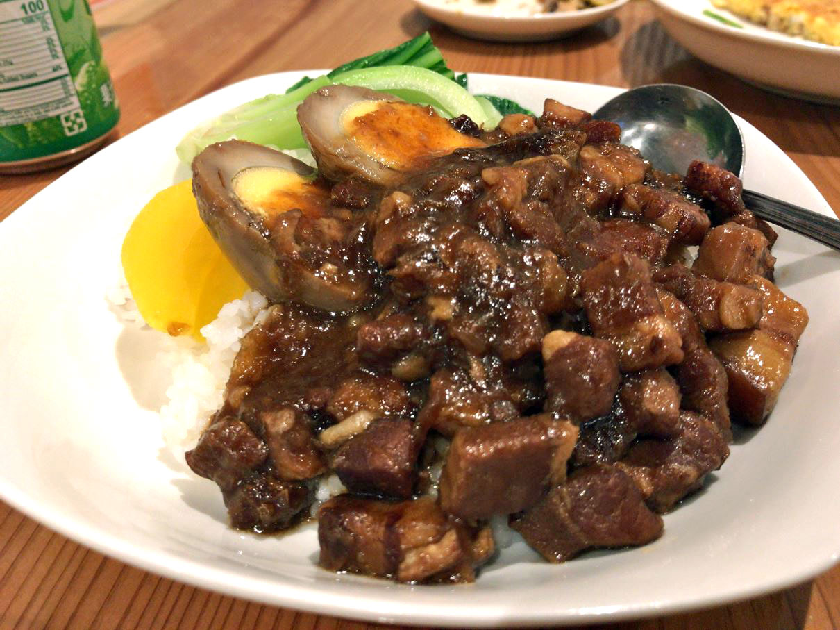 東京鶯谷の龍一吟でガツンと来るうま味が印象的な魯肉飯と肉圓を食べてきた | 好吃台湾～はおちーたいわん～