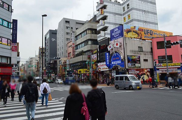 東京新宿・歌舞伎町のデリバリーヘルス ◯◯な彼女 新宿大久保店の求人情報