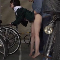 河北彩花 痴漢エロ動画 電車痴○の虜になってしまった女