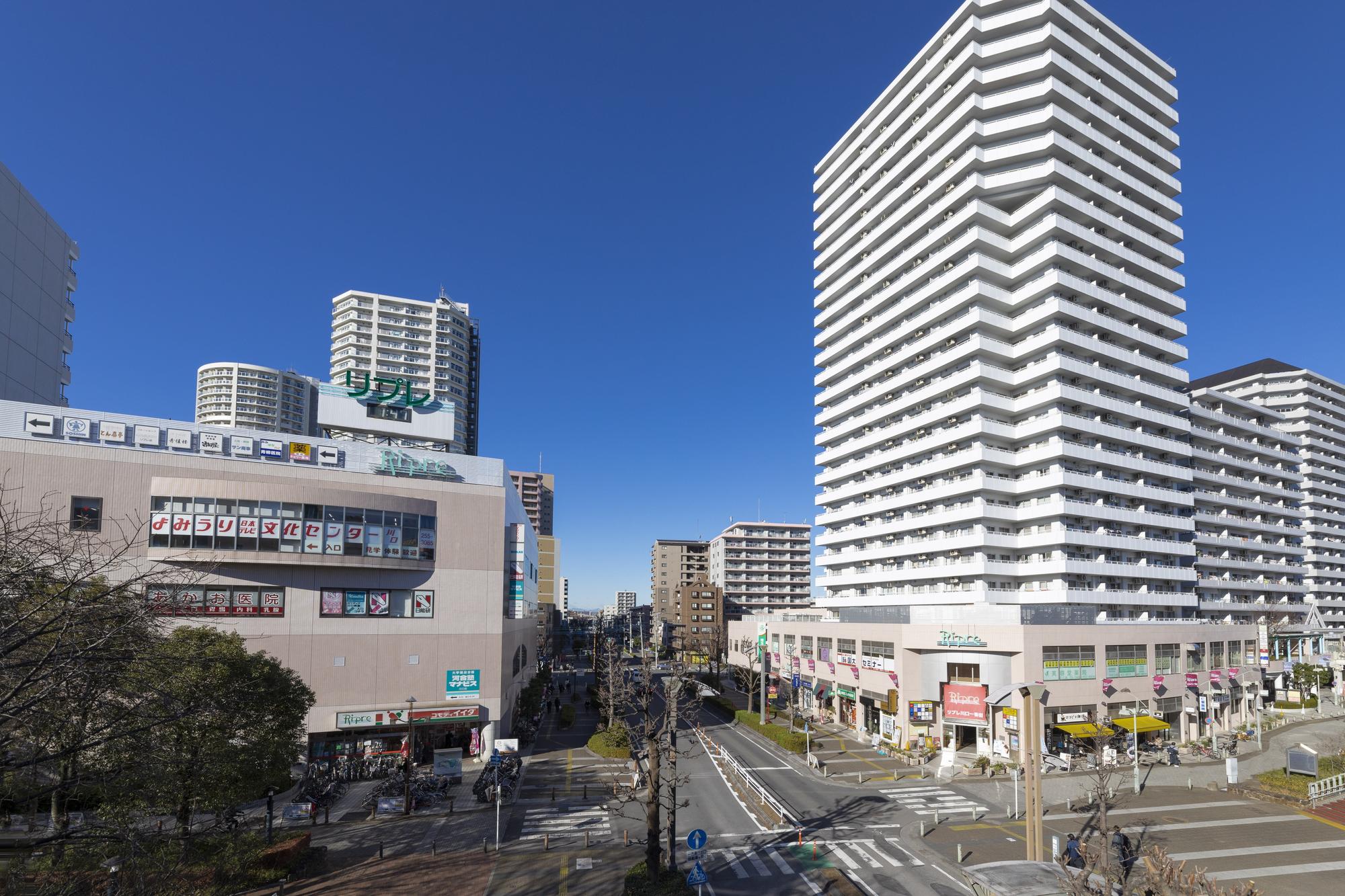 川口駅東口キュポ・ラ広場のイベント・アクセス