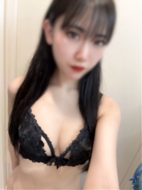 素人着エロ倶楽部 えりかちゃん 18才