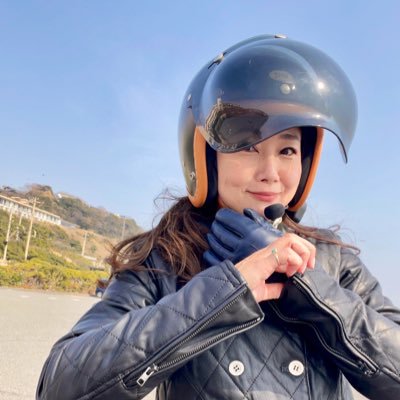 吉永愛さんのインスタグラム写真 - (吉永愛Instagram)「おはよう☀ #愛loveバイク🏍 #海沿いライダー