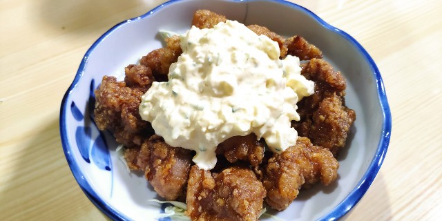 弥富市のちゃんこ屋でちゃんこ鍋を食べてきた - すきーやの休日