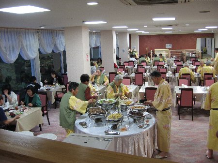 珍パワスポも至近！伊豆「伊東園ホテル稲取」の絶景露天風呂がすごい | 静岡県 |