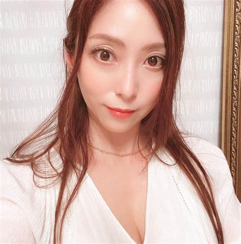 母性型AV女優のヴェロニカ・アヴルヴとハンター・レーンが母と母のセックスを探る アダルト画像、セックス画像 #2675659 - PICTOA