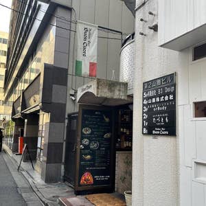 神楽坂でお店選びに迷ったらこのビルへ！ 人気のお店が３軒も入る本多横丁のビルが超便利(1/2)[東京カレンダー |