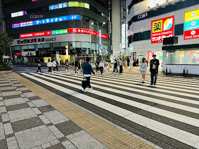 学校のパンチラスポットで最近の若い娘の下着のトレンドを学ぶ | 写真で一言ボケて(bokete) - ボケて