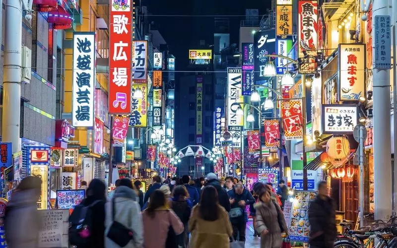 東京都》路地裏飲み屋街・東池袋の写真素材 [99024942] - PIXTA