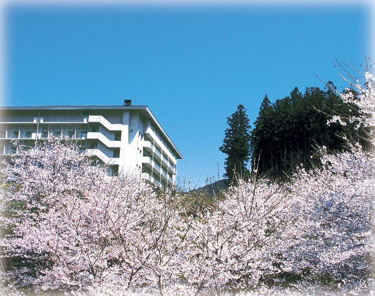 Yubara Onsen Hakkei, Maniwa